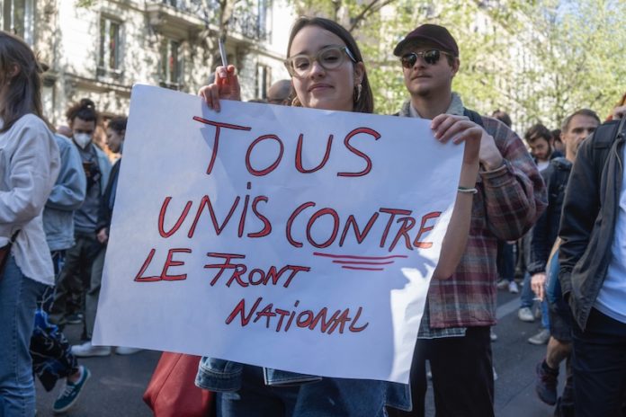 Manifestation contre l'extreme droite et ses idees a Paris entre Nation et Republique, le 16 avril 2022 entre les deux tours des elections presidentielles. copyright: Martin BARZILAI/HAYTHAM-REA